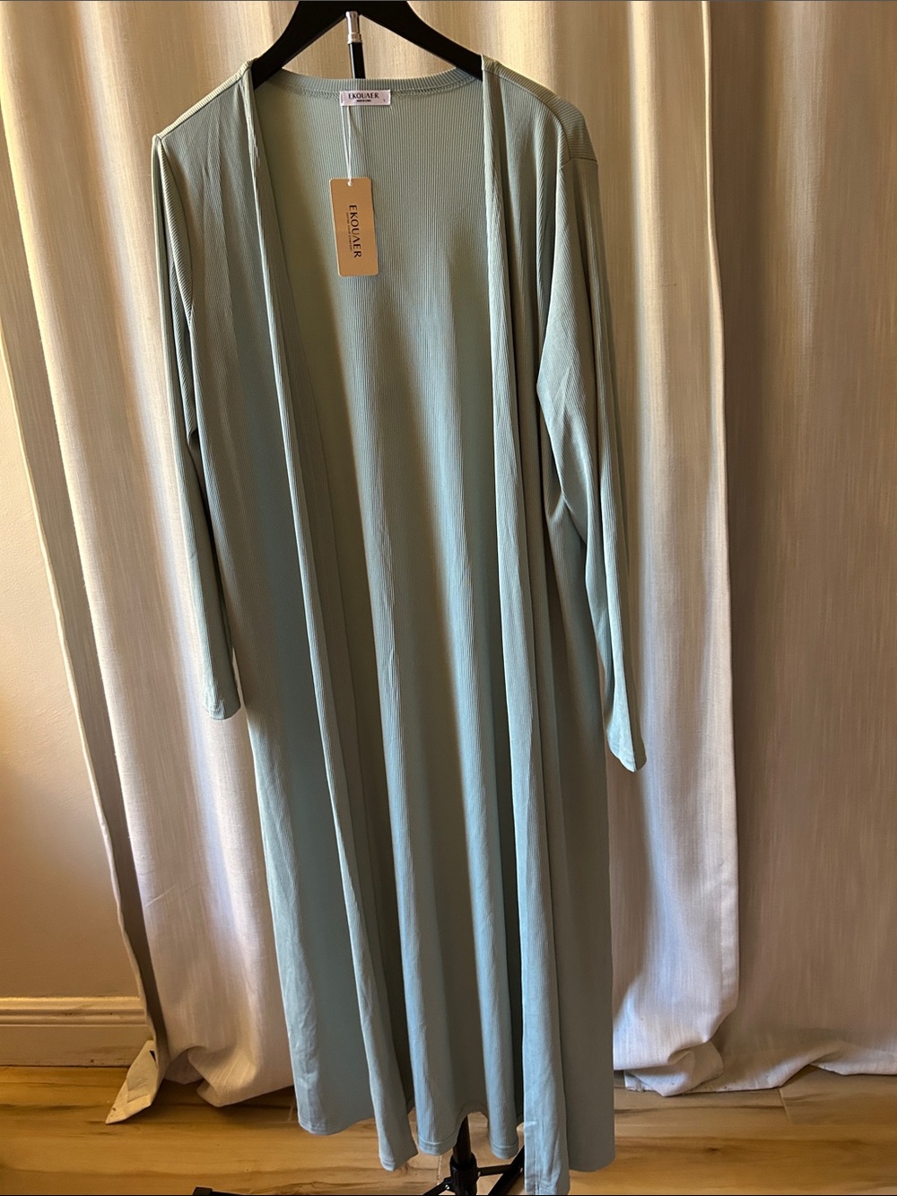 NWT Long Open-Front Cardigan in Sage Green by Ekouaer Size L